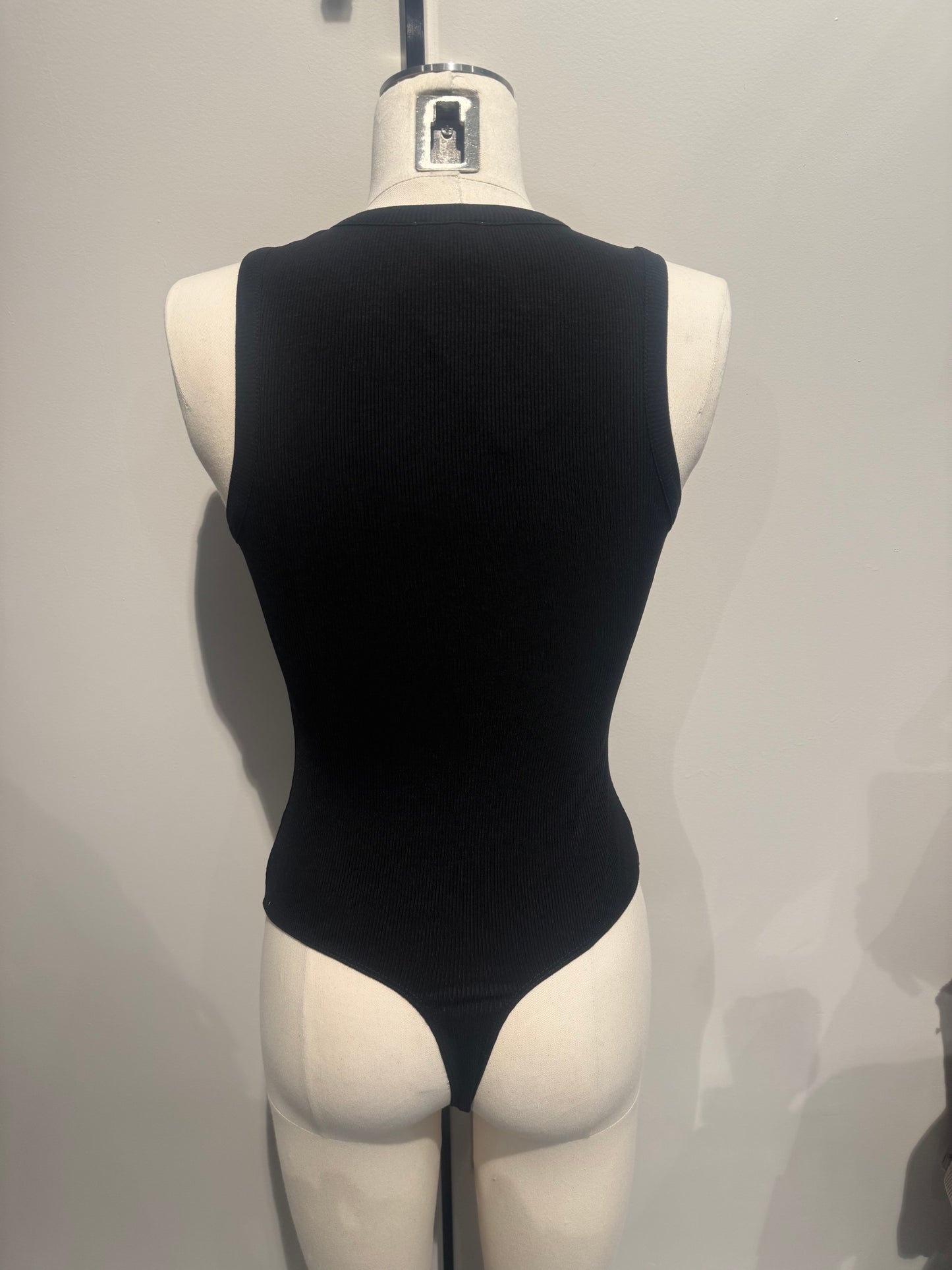 Ribbed Sleeveless Bodysuit